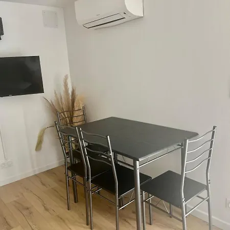 Charmant Et Confortable Appartement Narbonne Extérieur photo